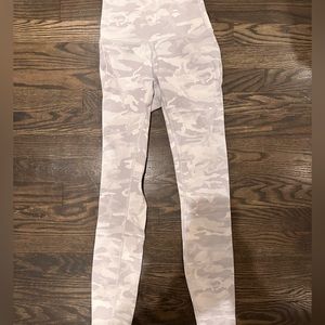 LULULEMON LEGGINGS
